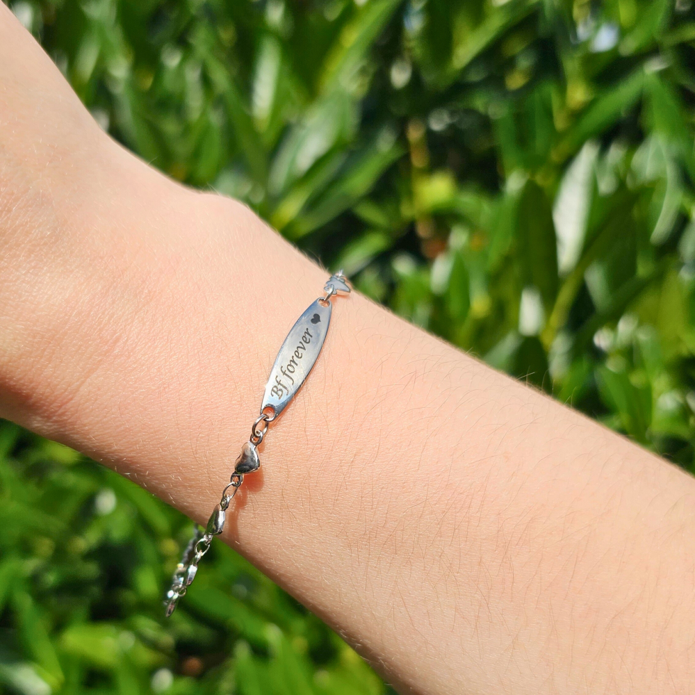 "Liebe" Gravur-Armband Herzchen mit Name
