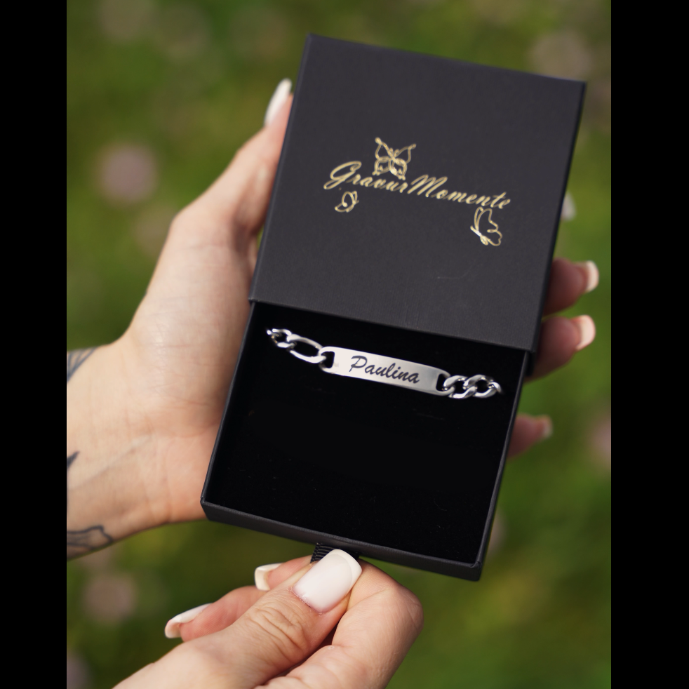 "Unendliche Liebe" Gravur-Armband mit Name breit