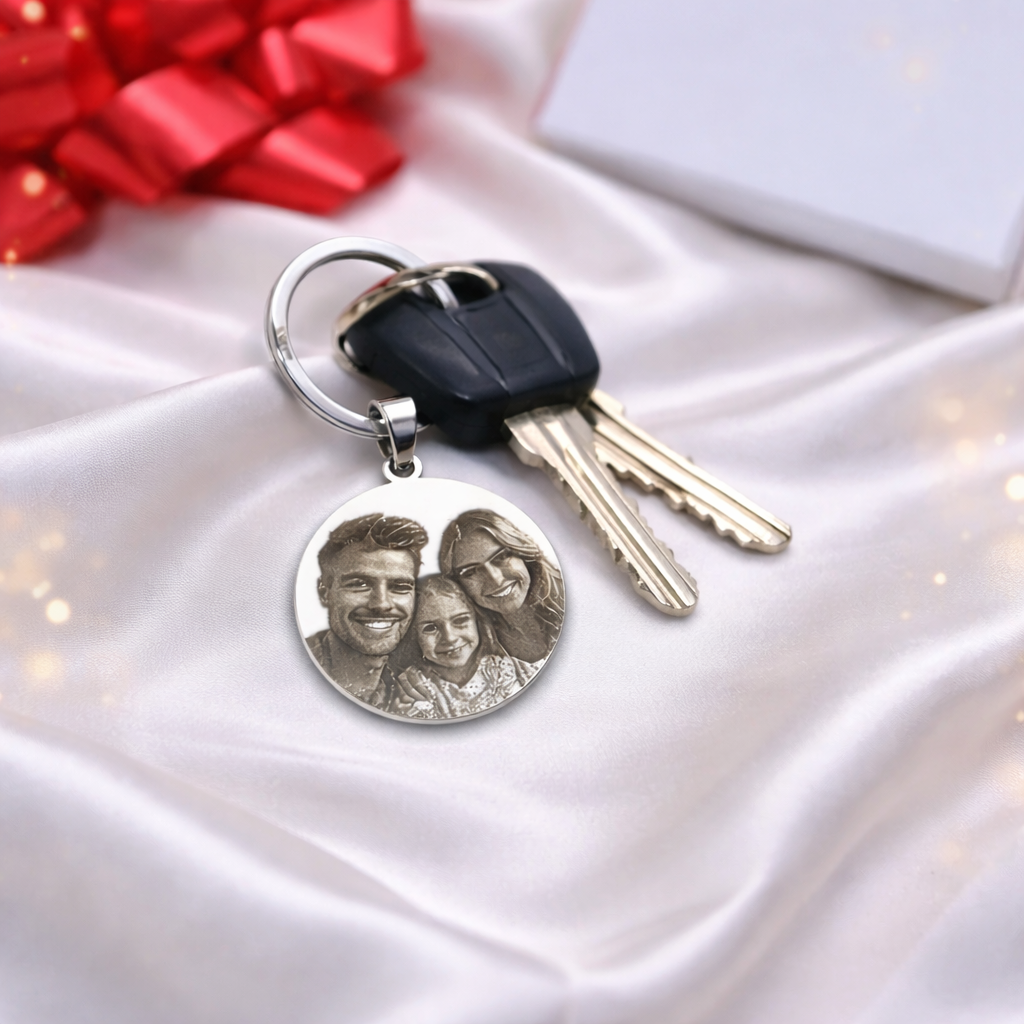 Individueller Hunde Foto Schlüsselanhänger auf Stoff Hintergrund – personalisiertes Geschenk