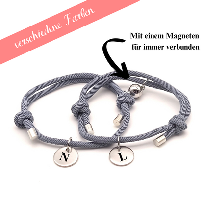 Magnetarmbänder mit Initialien - Gravur "Fusion"