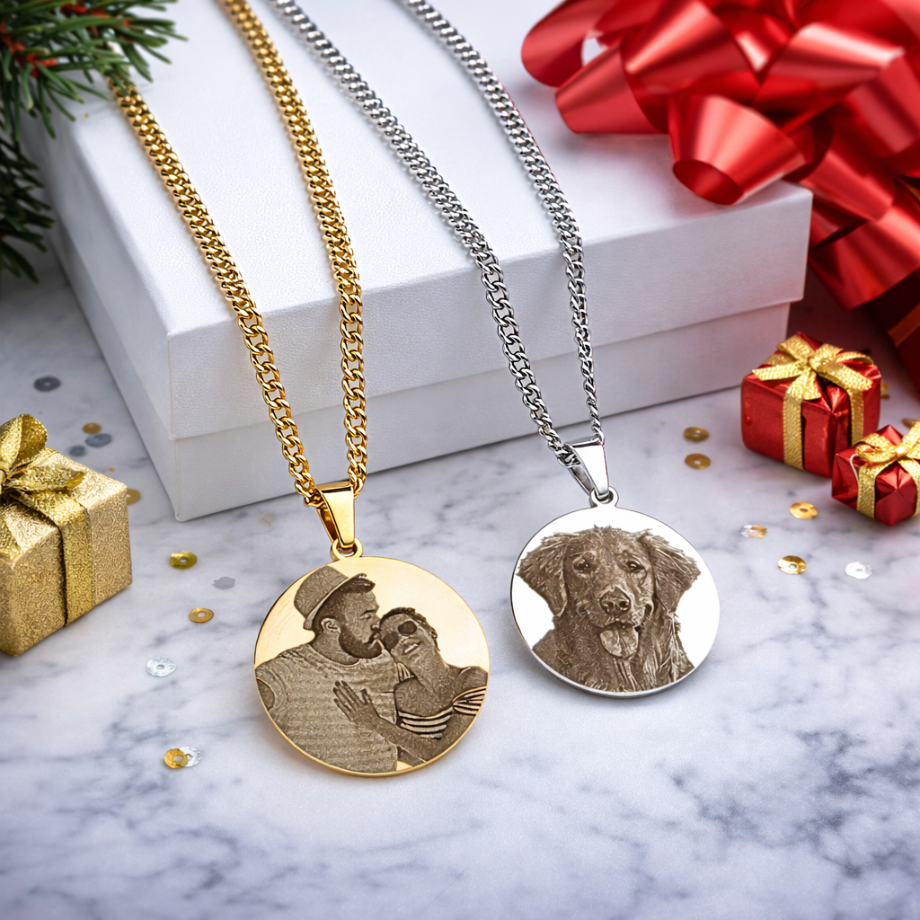 Runde Ketten in Silber und Gold mit Fotogravur – personalisierter Schmuck